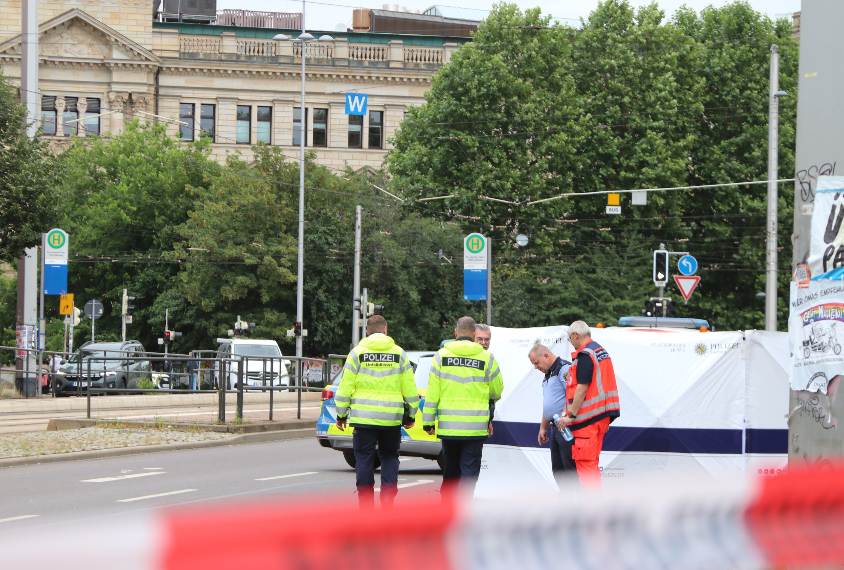 T Dlicher Unfall Am Leipziger Wilhelm Leuschner Platz Radfahrerin Wird