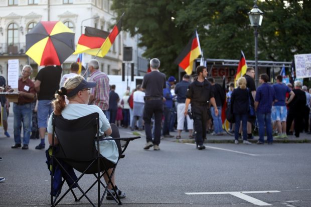 Leipziger Internet Zeitung War Was Legida Und Pegida Heute