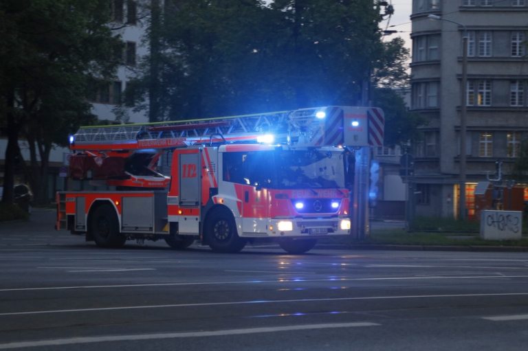 Acht Neue Löschfahrzeuge Für Freiwillige Feuerwehr Leipzig · Leipziger ...