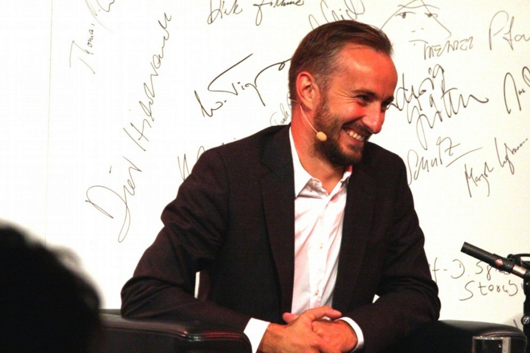 Jan Böhmermann beim Leipziger Gespräch am 4. September 2017 in der Villa Ida. Foto: LZ