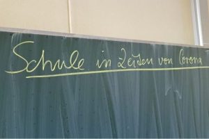 In Sachsen startete für die Kinder und Jugendlichen heute das neue Schuljahr – mit Präsenzunterricht. Foto: LZ