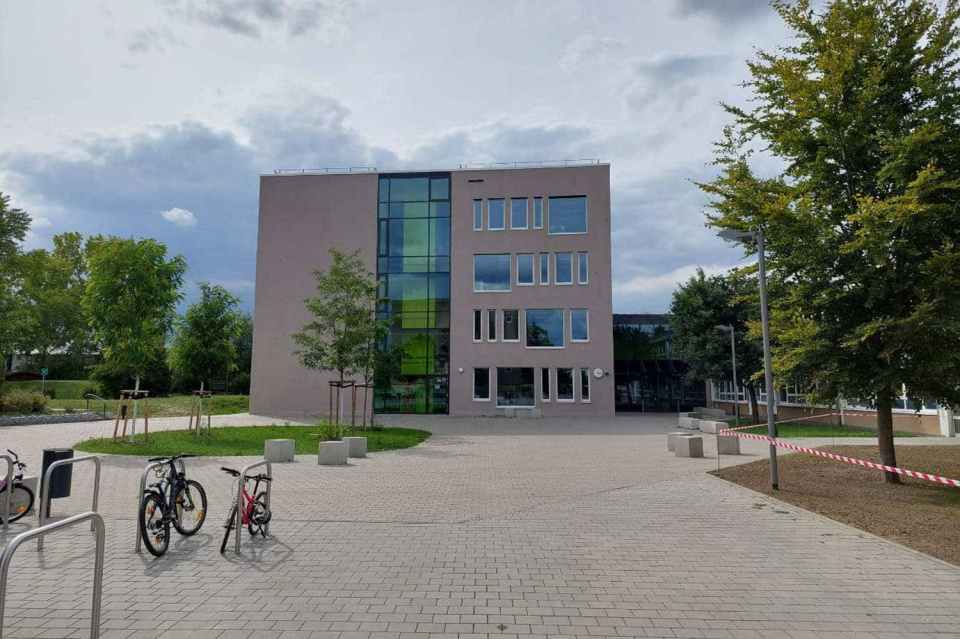 Oberschule M Lkau Bildungsturm Und Aula Mensa Anbau Am Freitag