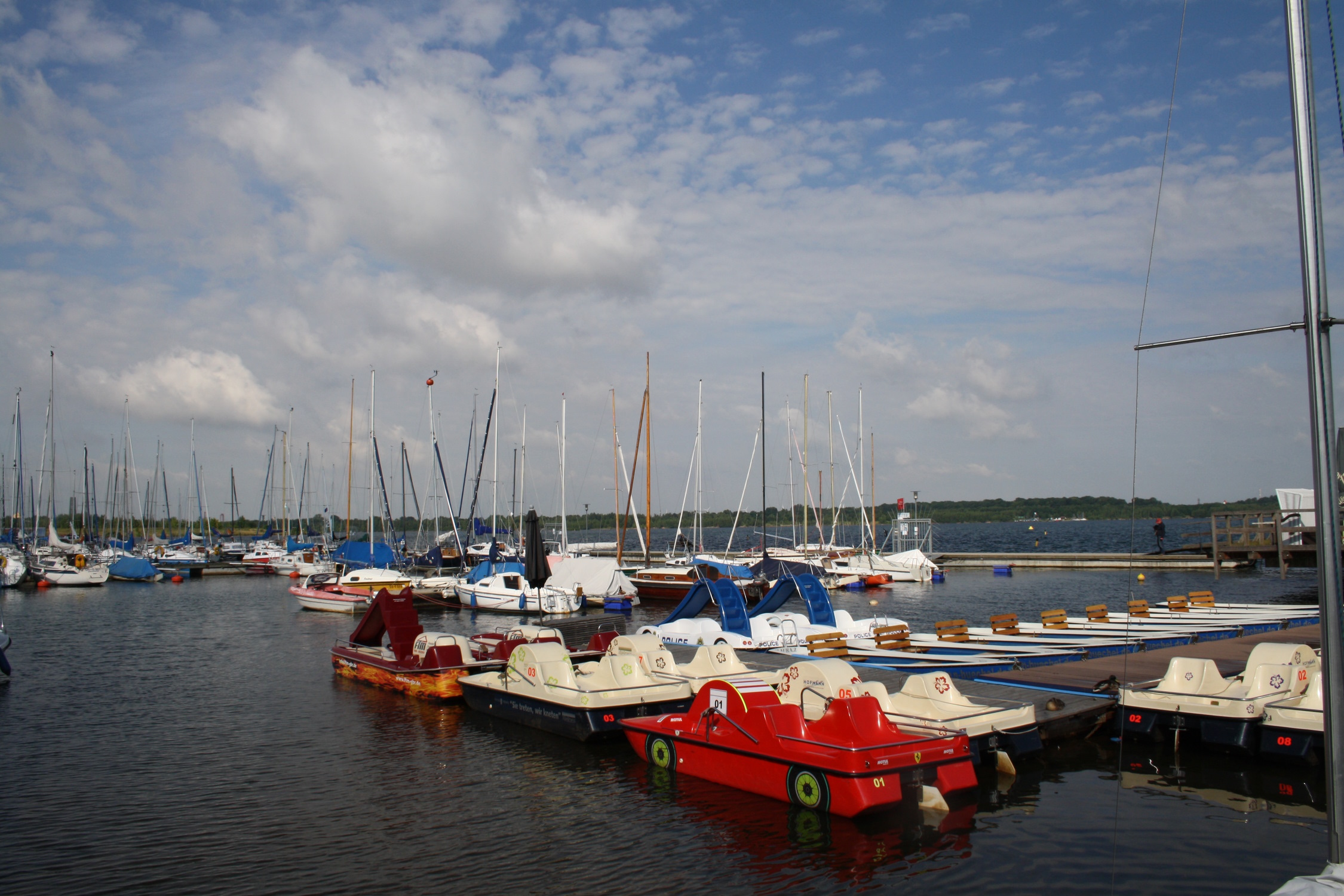 motorbootverleih cospudener see