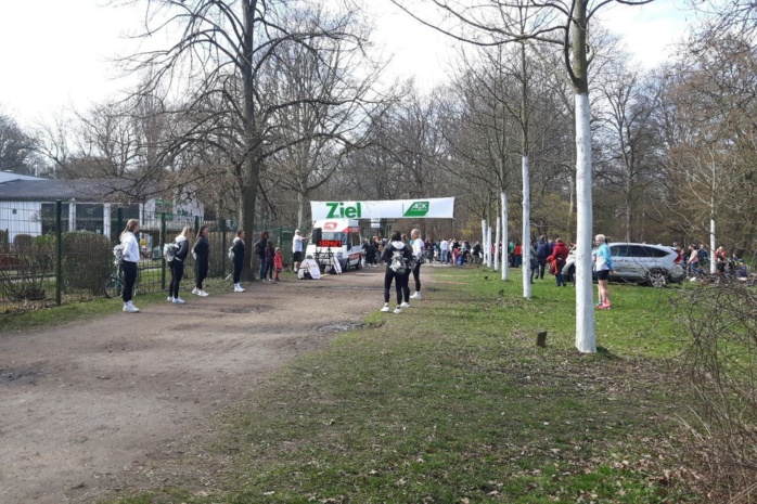 19. Leipziger AOK PLUS Frühjahrslauf im Clara-Zetkin-Park. Foto: Yaro Allisat