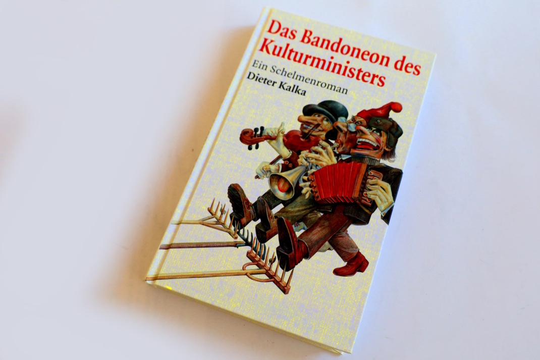 Dieter Kalka; Das Bandoneon des Kulturministers. Foto: Ralf Julke