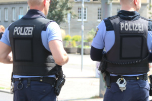 Polizeibeamte in Uniform. Foto: LZ