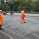 Auf der Sachsenbrücke haben am 16.09.2024 die Arbeiten zur Erneuerung der Warming Stripes begonnen. Foto: Jan Kaefer