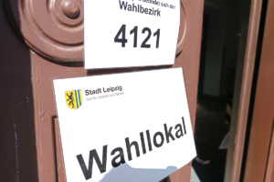 Wahllokal-Hinweis.