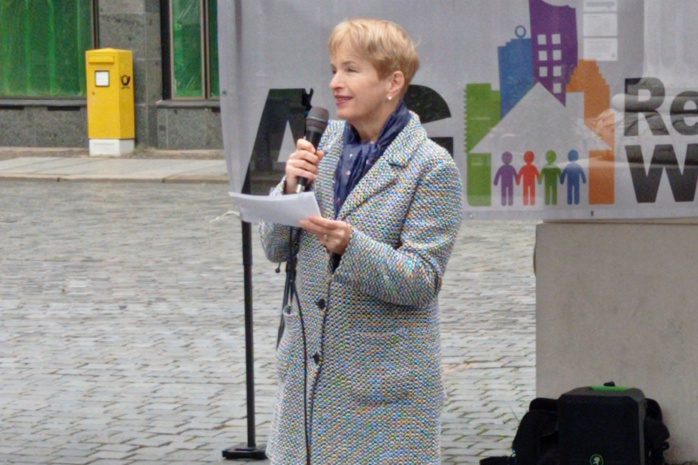 Sozialbürgermeisterin Martina Münch beim Tag der Wohnungslosen. Foto: Thomas Köhler