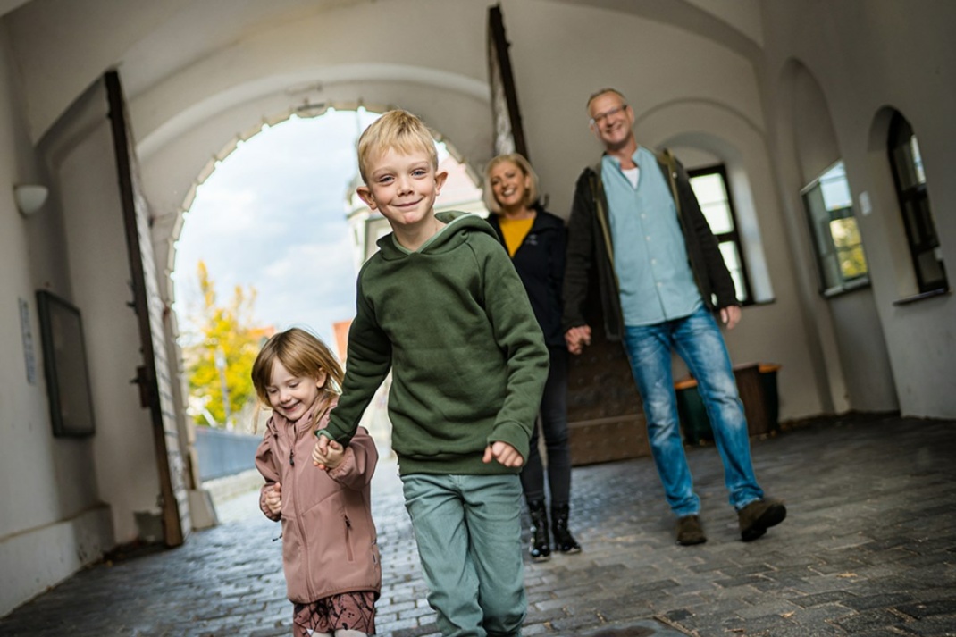 Schloss Hartenfels lässt nicht nur Kinderaugen leuchten. Foto: André Forner