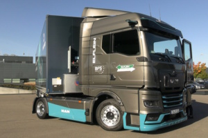 Der MAN-E-Truck mit Batterien aus dem Leipziger Dräxlmeier-Werk. Foto: Thomas Köhler