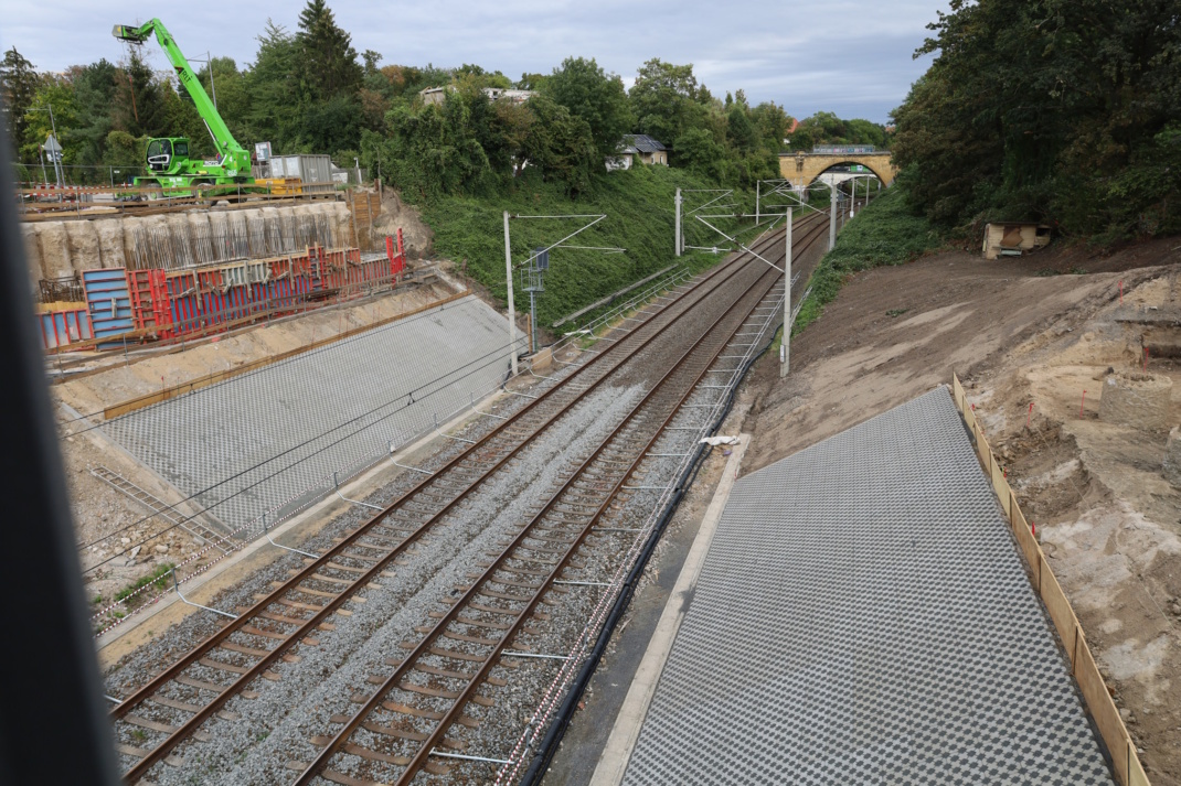 Aktuelle Brückenbaustelle, Schienen.