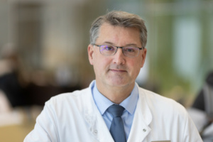 Prof. Dr. Christoph Lübbert auf Stiftungsprofessur für Infektiologie berufen. Foto: UKL/Stefan Straube