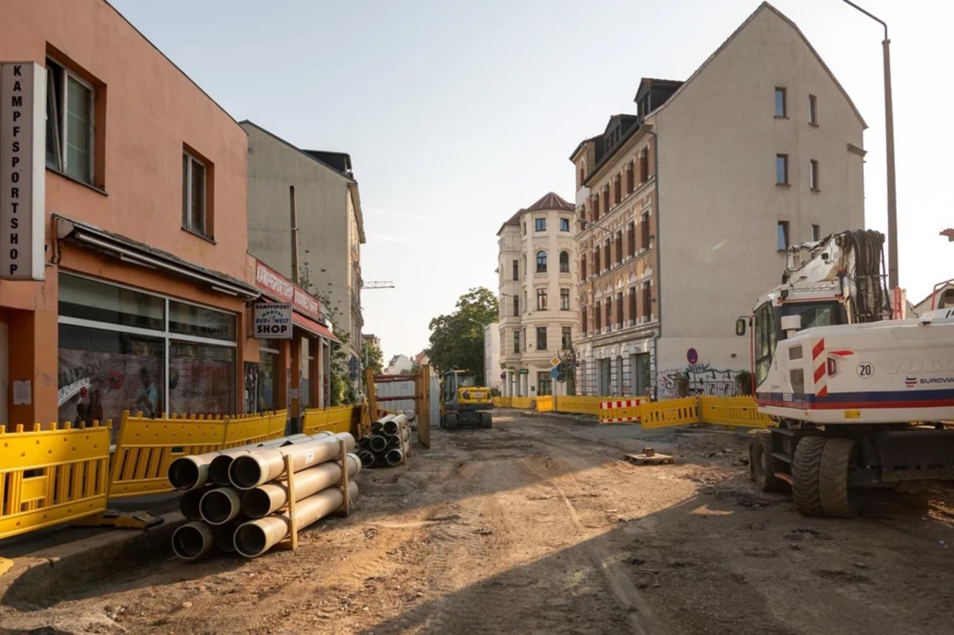 Baustelle Dieskaustraße in Höhe Neue Straße.