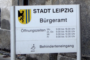 Bürgeramt, offizielles Hinweisschild.