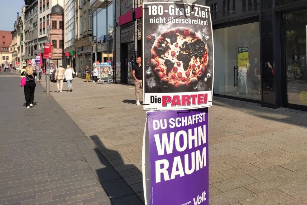 Wahlplakate aus dem vergangenen Jahr.